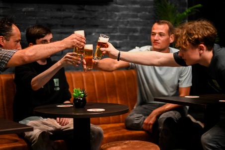 Celebration_friends_pub_gathering activiteiten pagina