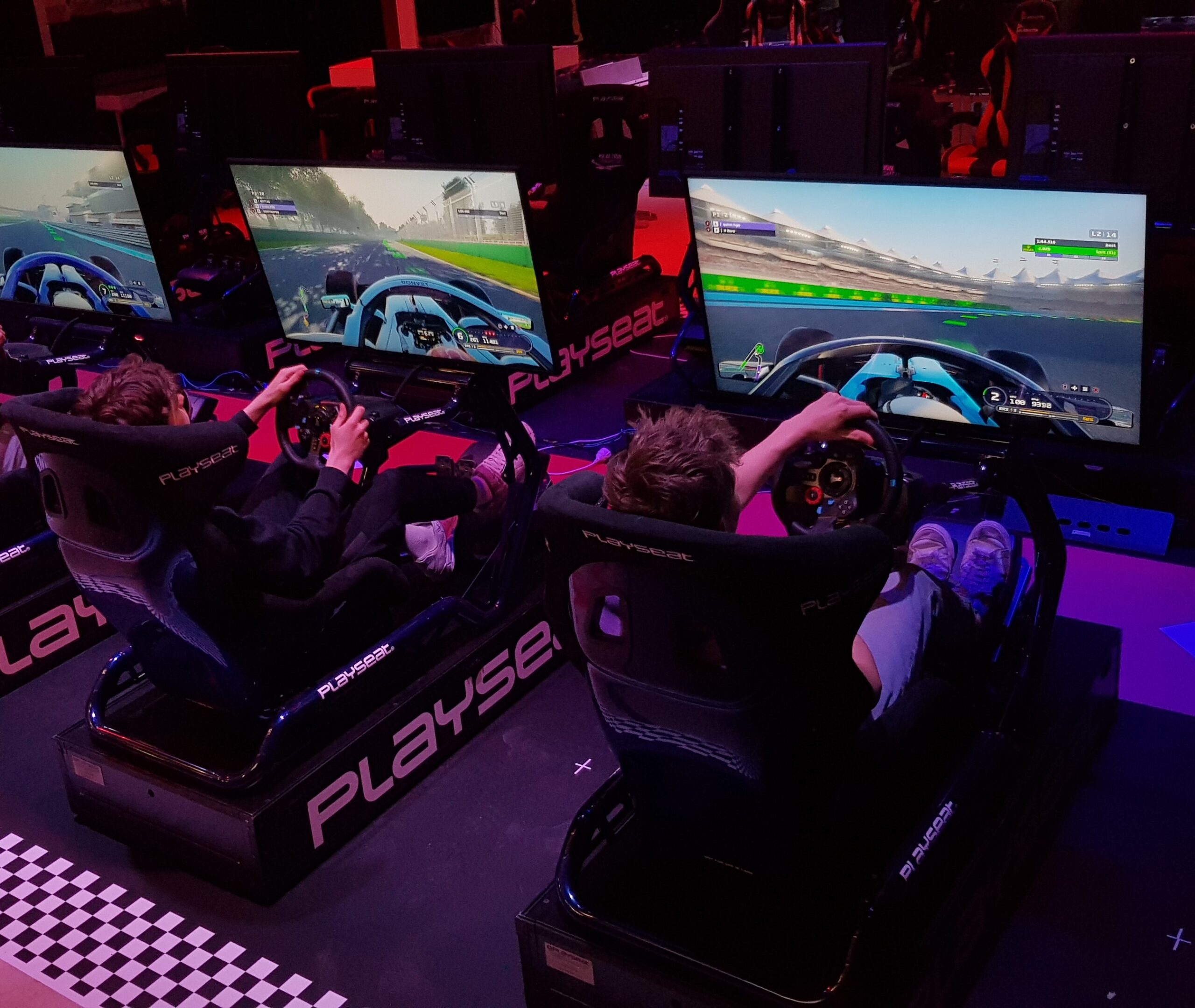 Playseat_sim_racing_event(1)